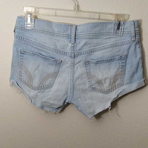 🍍Hollister California Light Denim Shorts - Picture 2 of 5